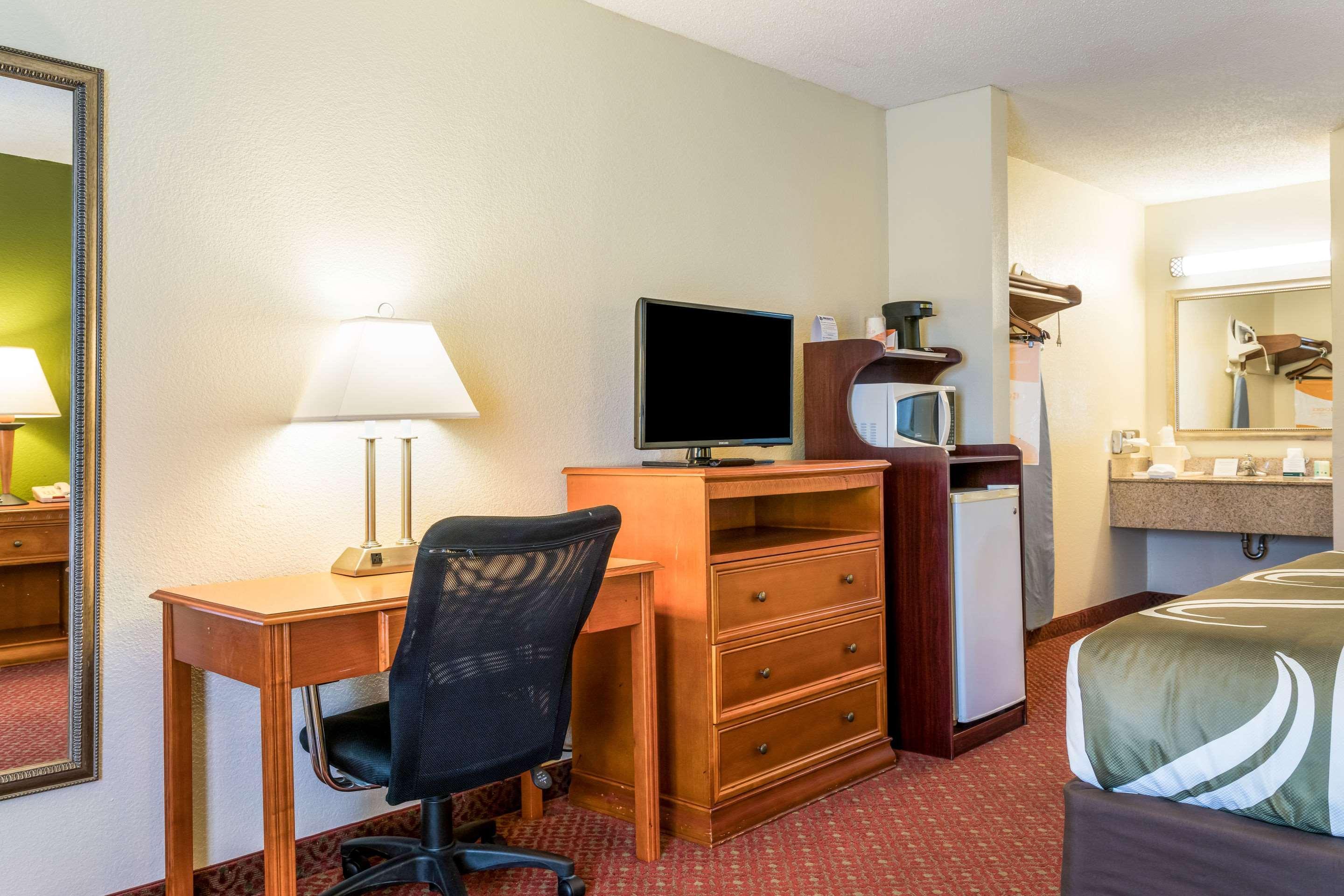 Quality Inn North Battleboro Exterior foto